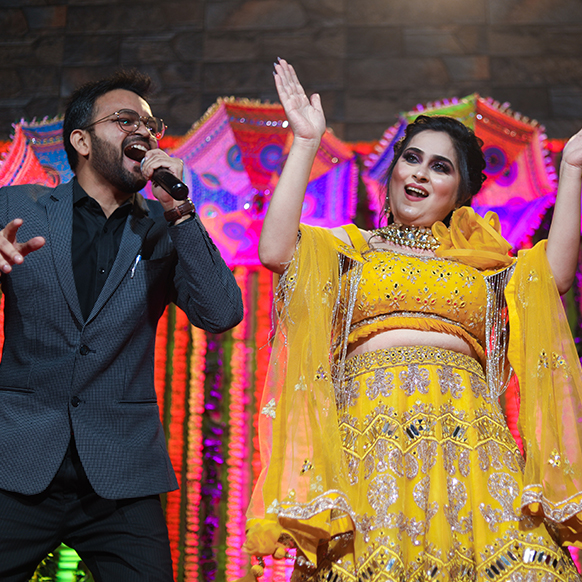 Destination Wedding Anchor in Delhi