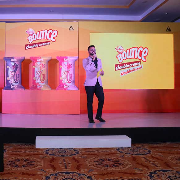 Corporate Event Anchor in Delhi