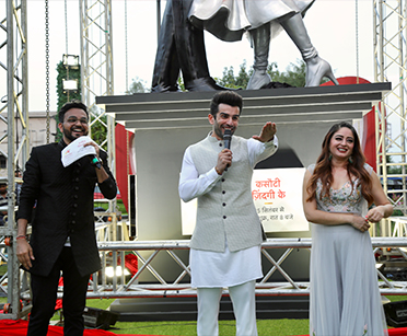 Emcee in Noida